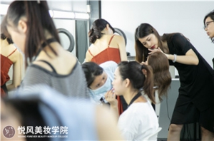 合肥哪个化妆学校学得好？那个学校专业？